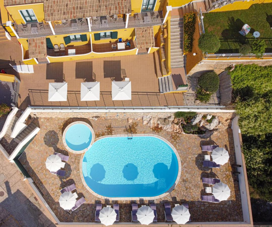 Lu' Hotel Maladroxia SantʼAntìoco 외부 사진