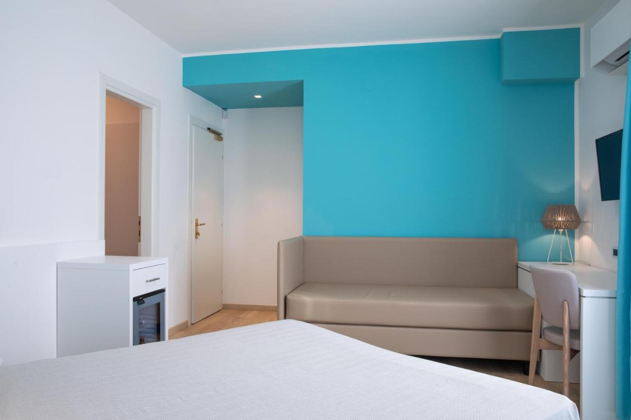 Lu' Hotel Maladroxia SantʼAntìoco 외부 사진
