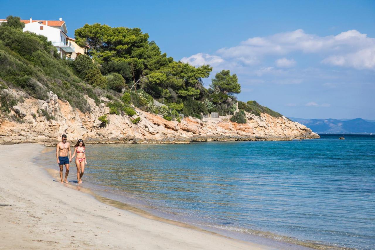 Lu' Hotel Maladroxia SantʼAntìoco 외부 사진