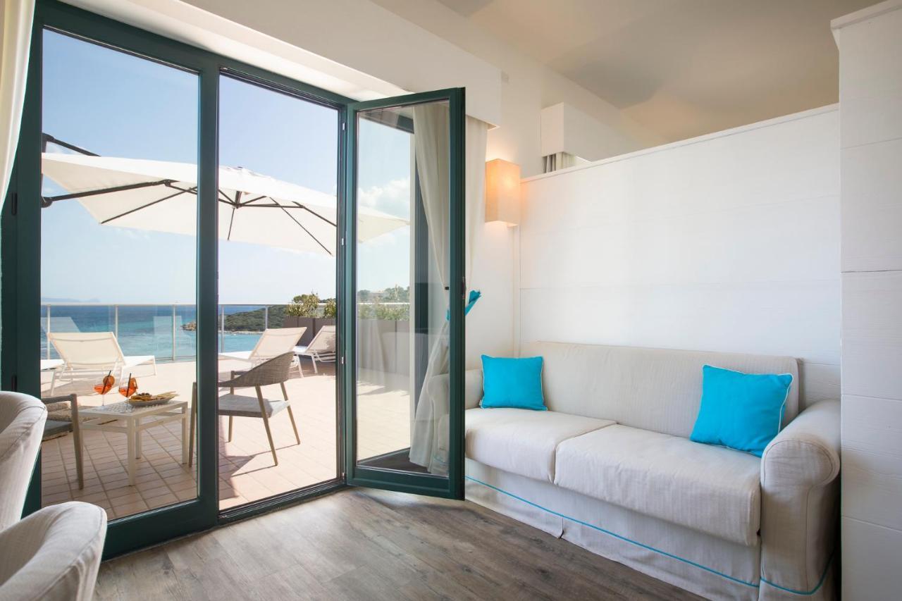 Lu' Hotel Maladroxia SantʼAntìoco 외부 사진