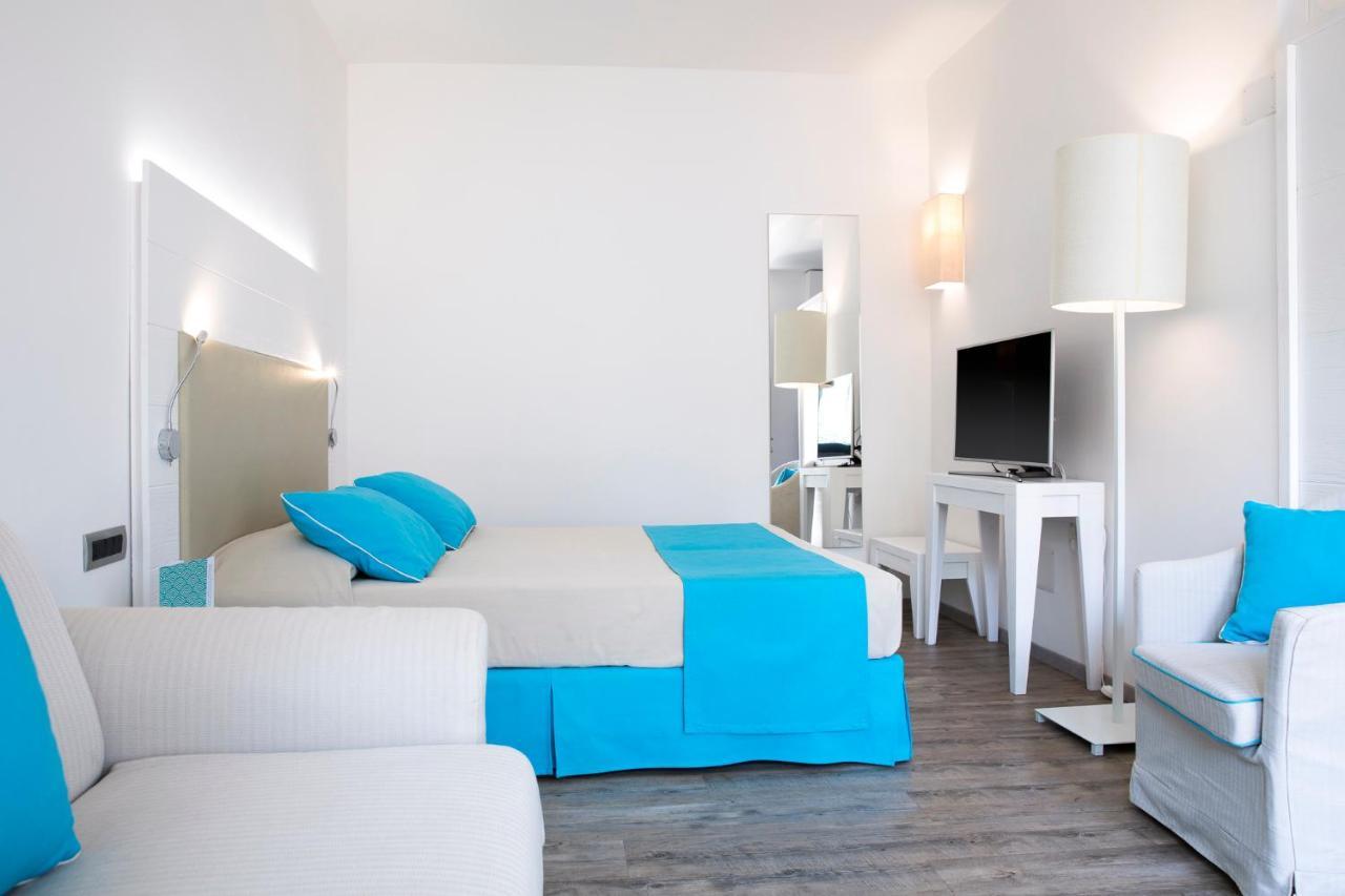 Lu' Hotel Maladroxia SantʼAntìoco 외부 사진