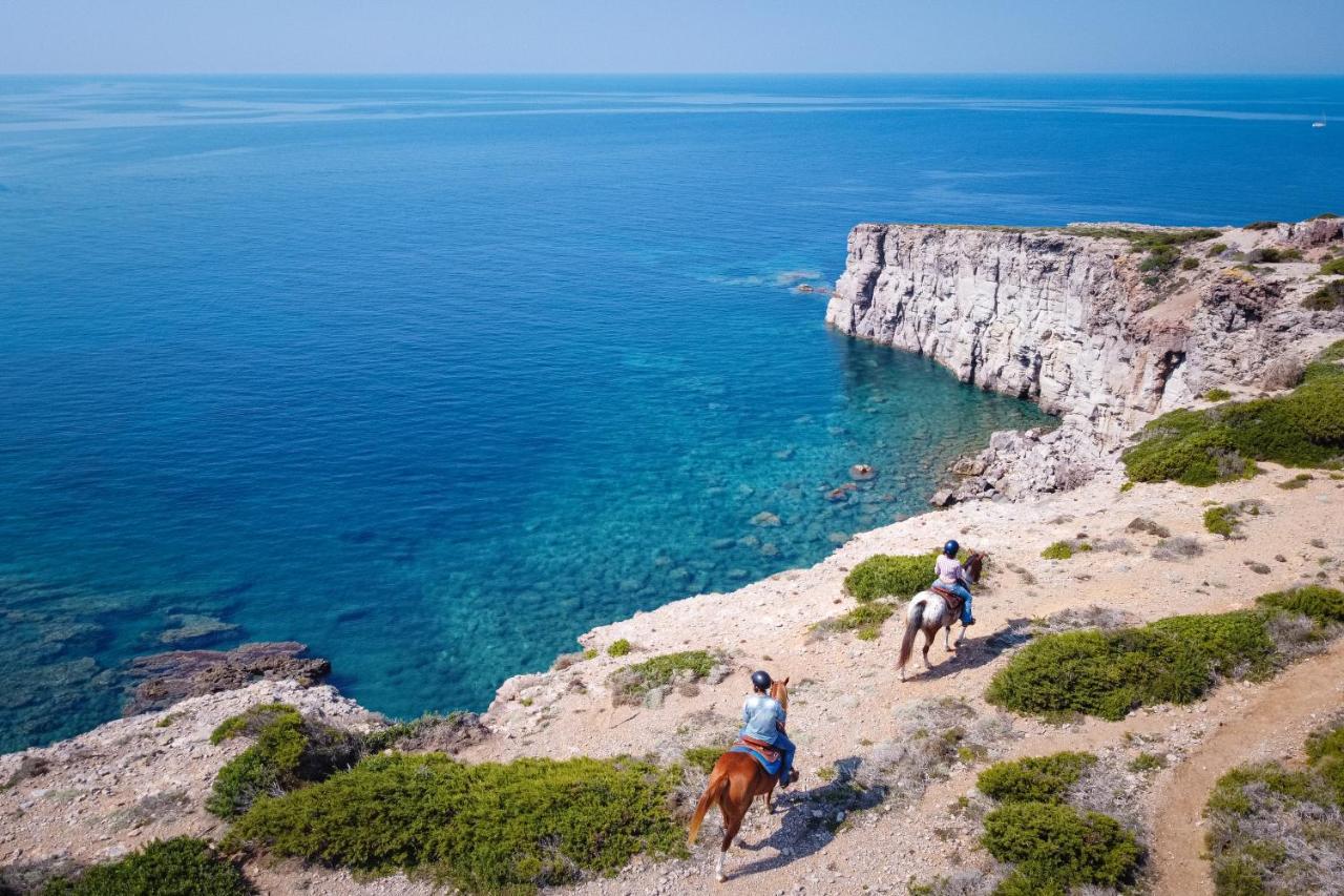 Lu' Hotel Maladroxia SantʼAntìoco 외부 사진