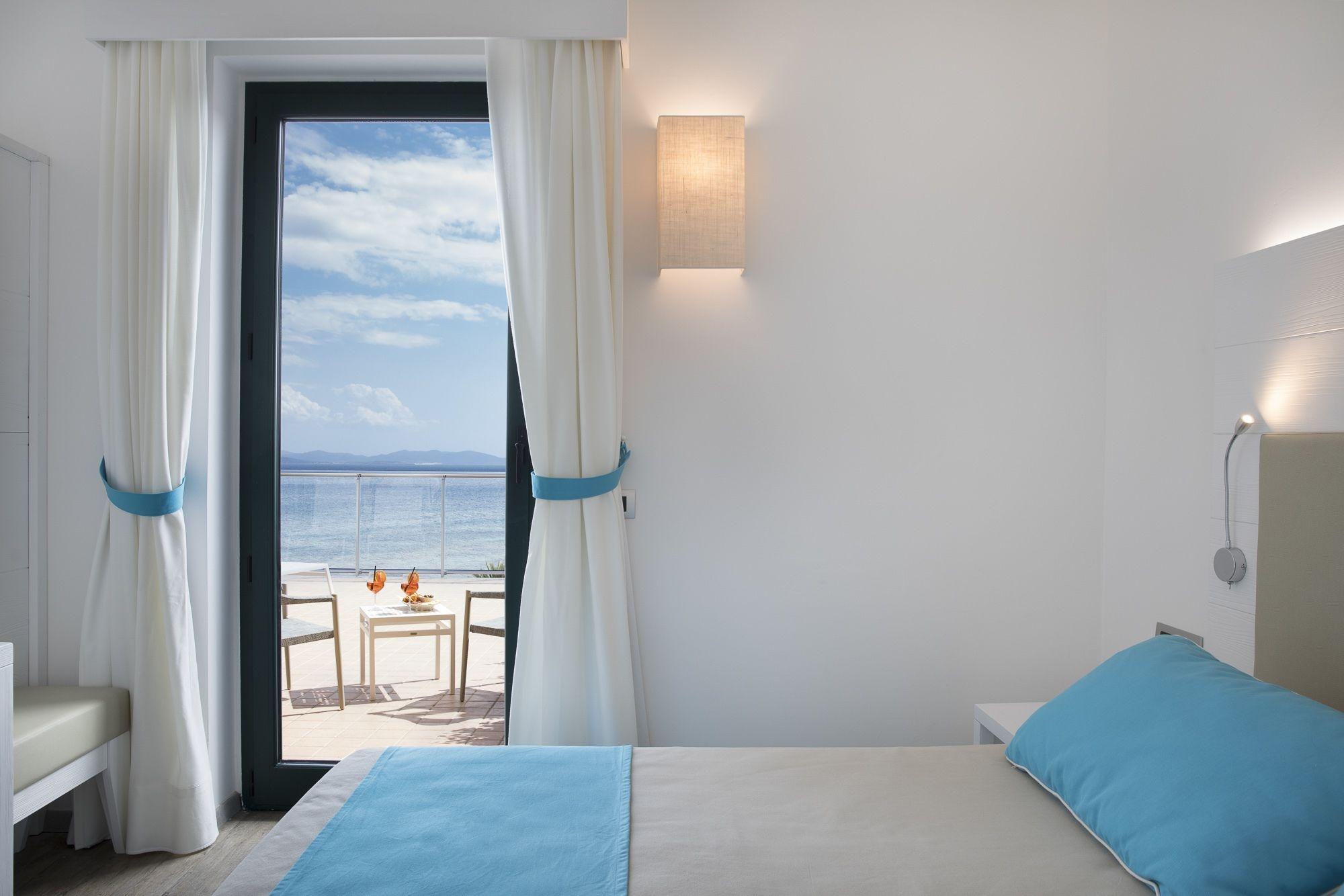 Lu' Hotel Maladroxia SantʼAntìoco 외부 사진