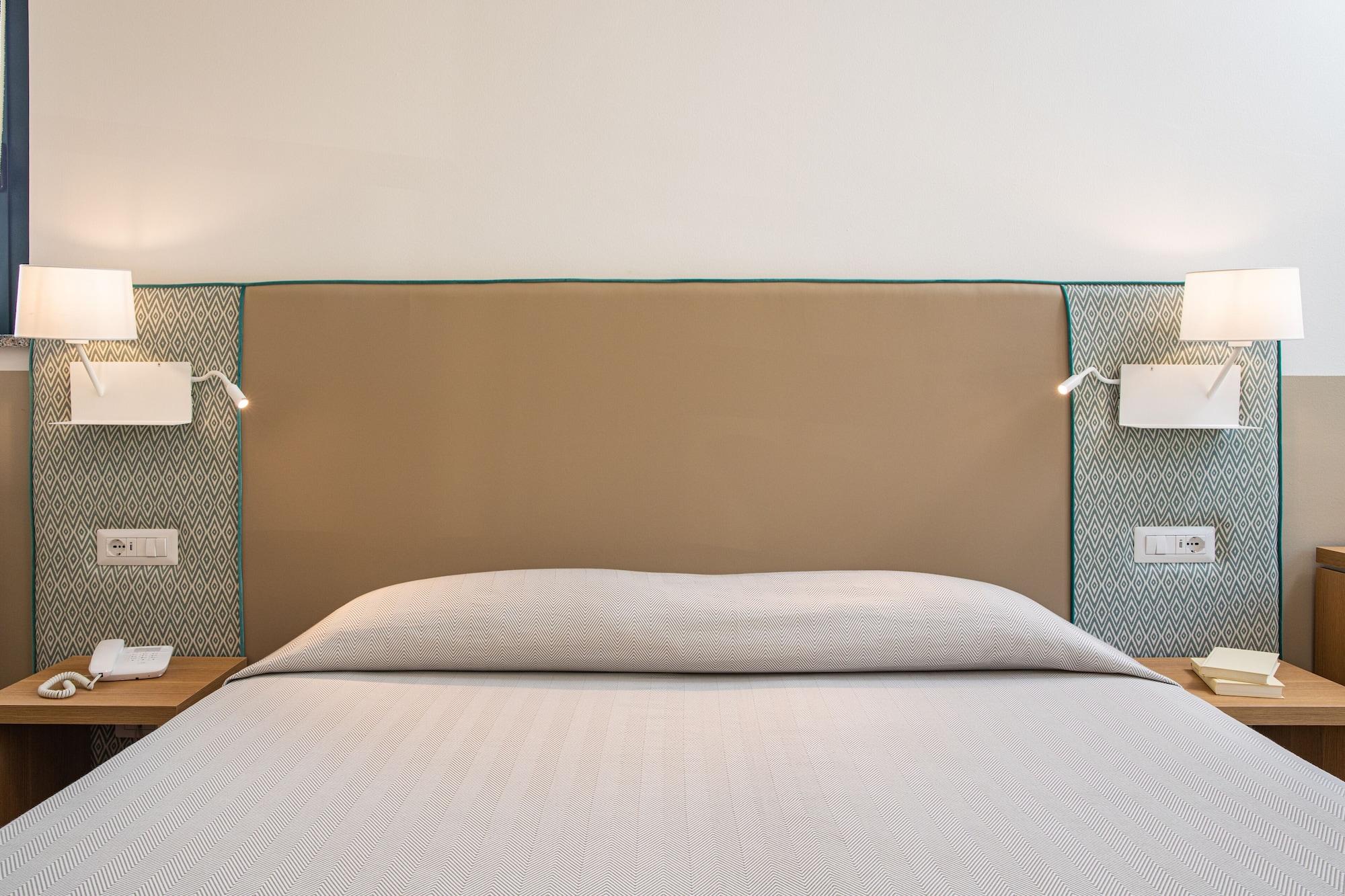 Lu' Hotel Maladroxia SantʼAntìoco 외부 사진